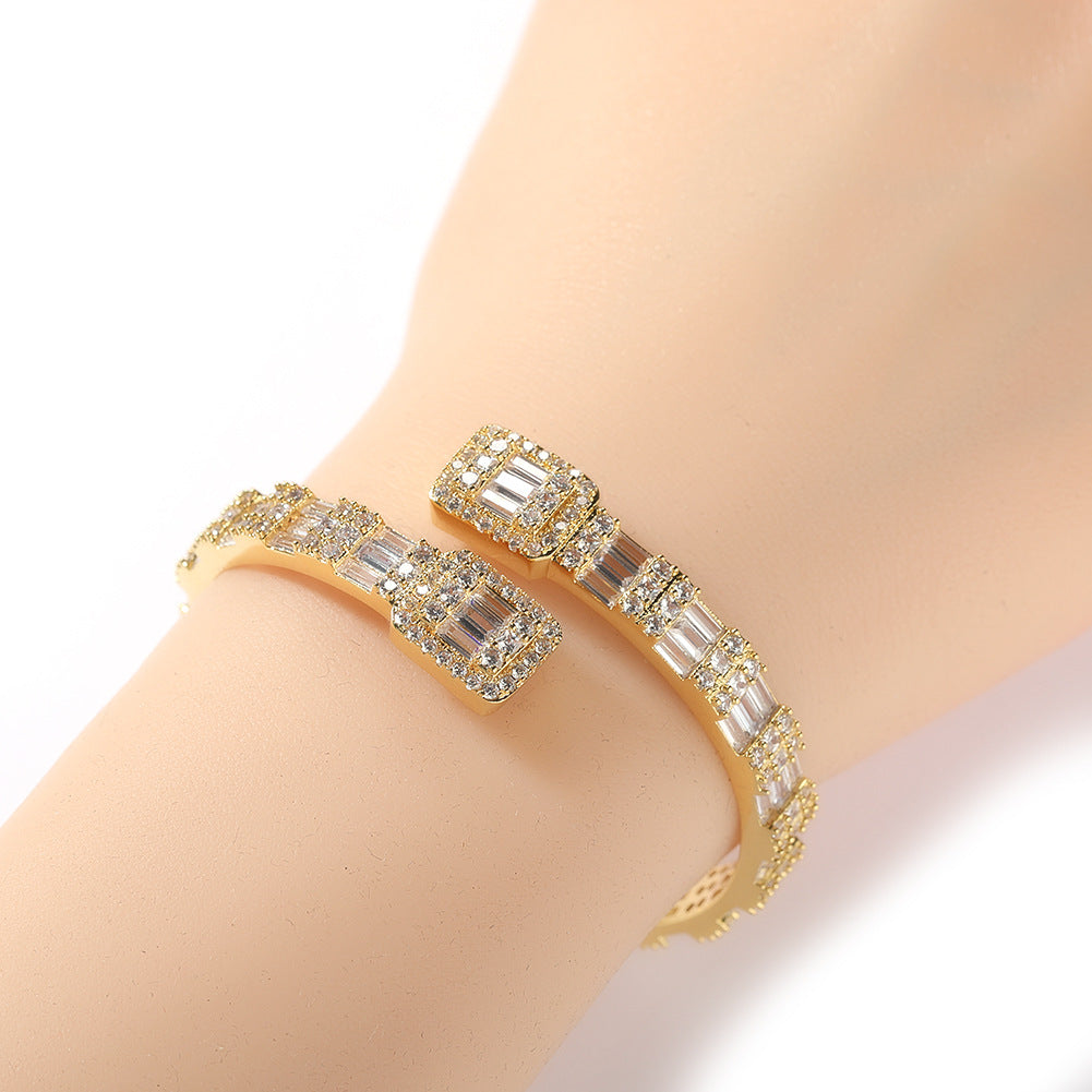 Fashionable Opening Bracelet Ins Style Diamond Set Interwoven Two Color Bracelet Personalized Hip Hop Men's Handpiece - Korvel