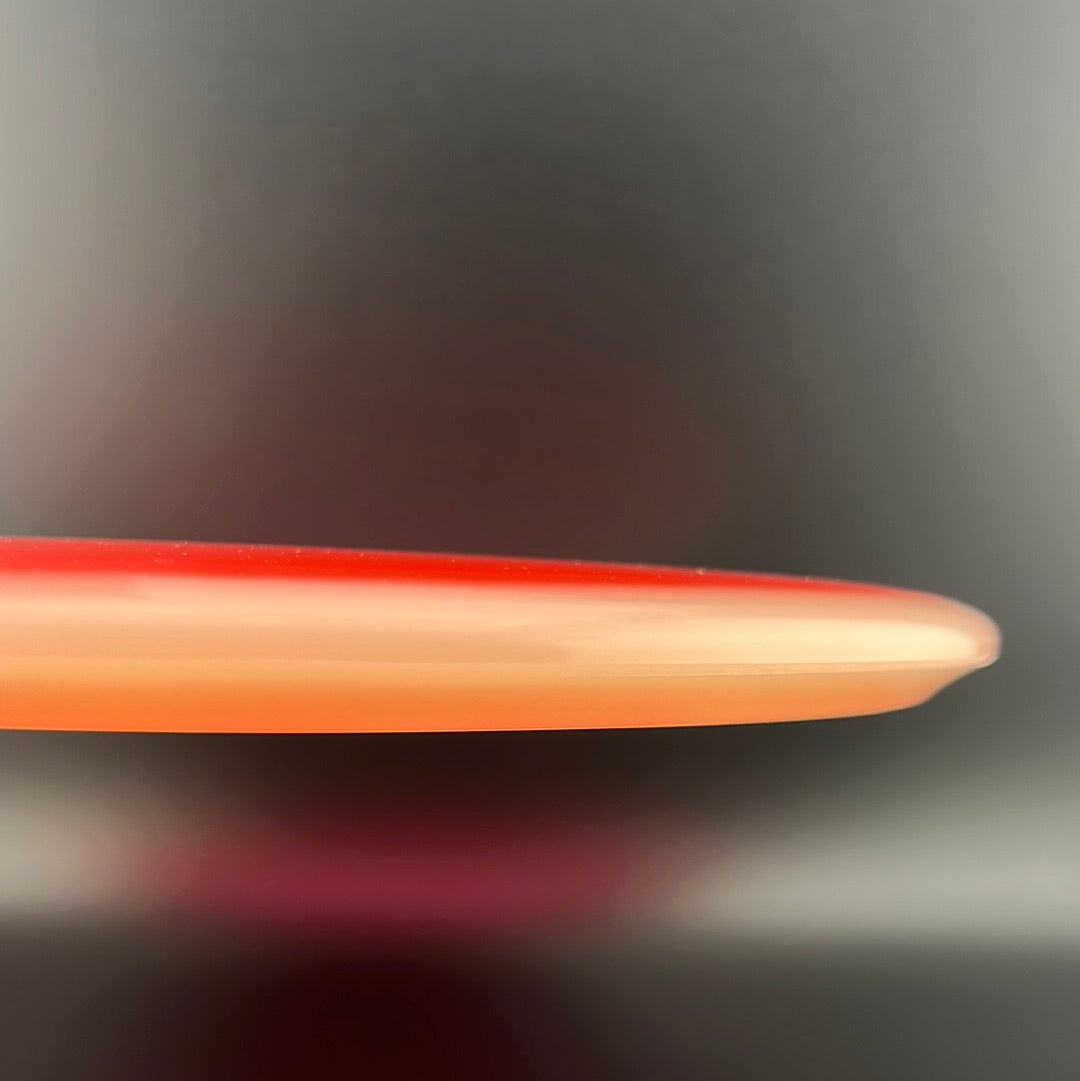 Opto Moonshine Orbit Claymore - Série Signature de Kristin Tattar