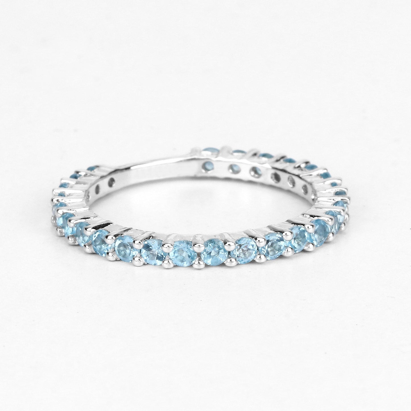 Bague de fiançailles en argent sterling avec topaze bleue suisse de 0,94 carat