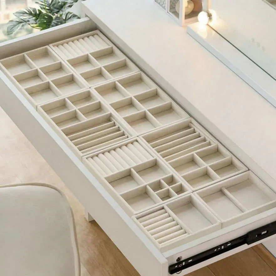 Plush jewelry storage box jewelry box rings earrings bracelets necklaces storage display shelf - Korvel