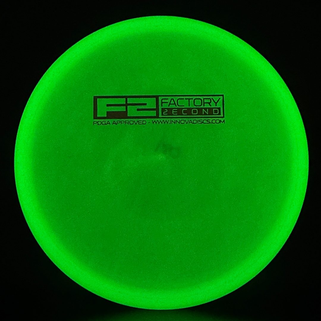 Classic Glow Champion Mako3 - F2 Disque de Disc Golf