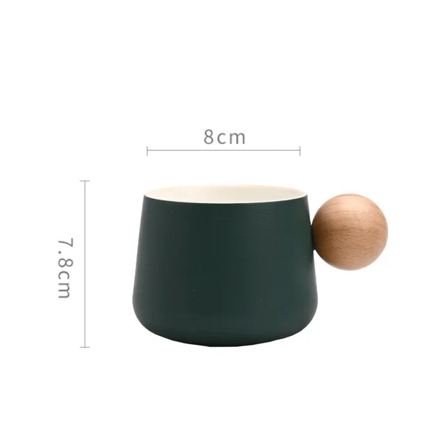 Ensemble de tasse et soucoupe en céramique élégante