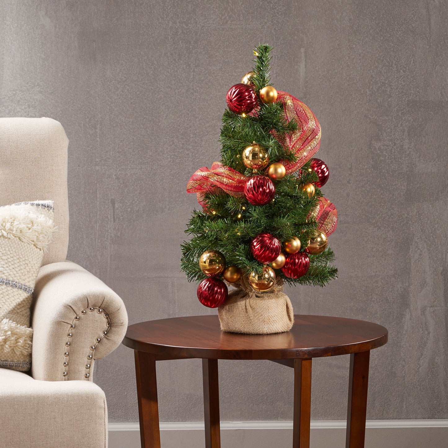 Árbol de yute rojo y dorado de 2' con 50 luces LED blancas cálidas