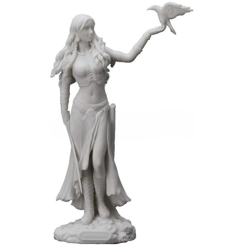 Statue de la Déesse tenant un Aigle - Figurine en Résine Élégante