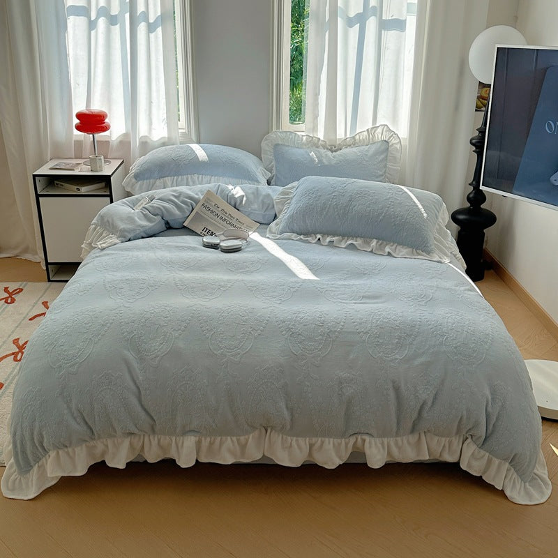 A-class ins princess style milk velvet four piece set lace carved velvet warm duvet cover winter bedding - Korvel