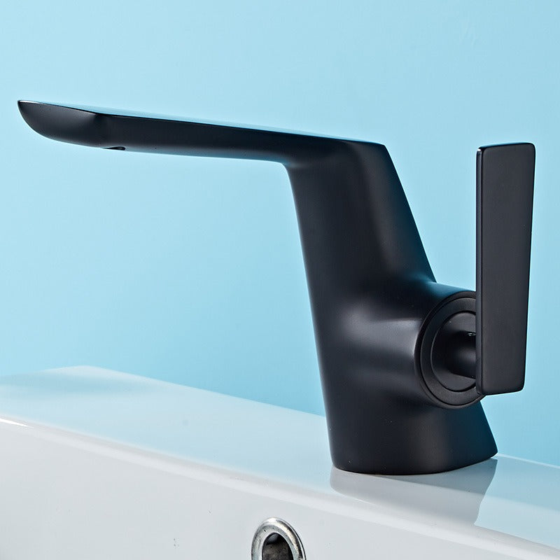 All copper bathroom hot and cold faucets creative washbasin under the sink - Korvel