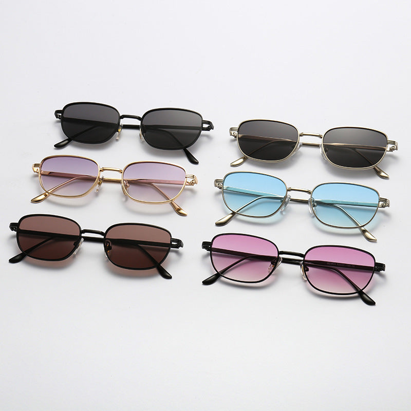 Lunettes de soleil carrées rétro en métal avec protection UV