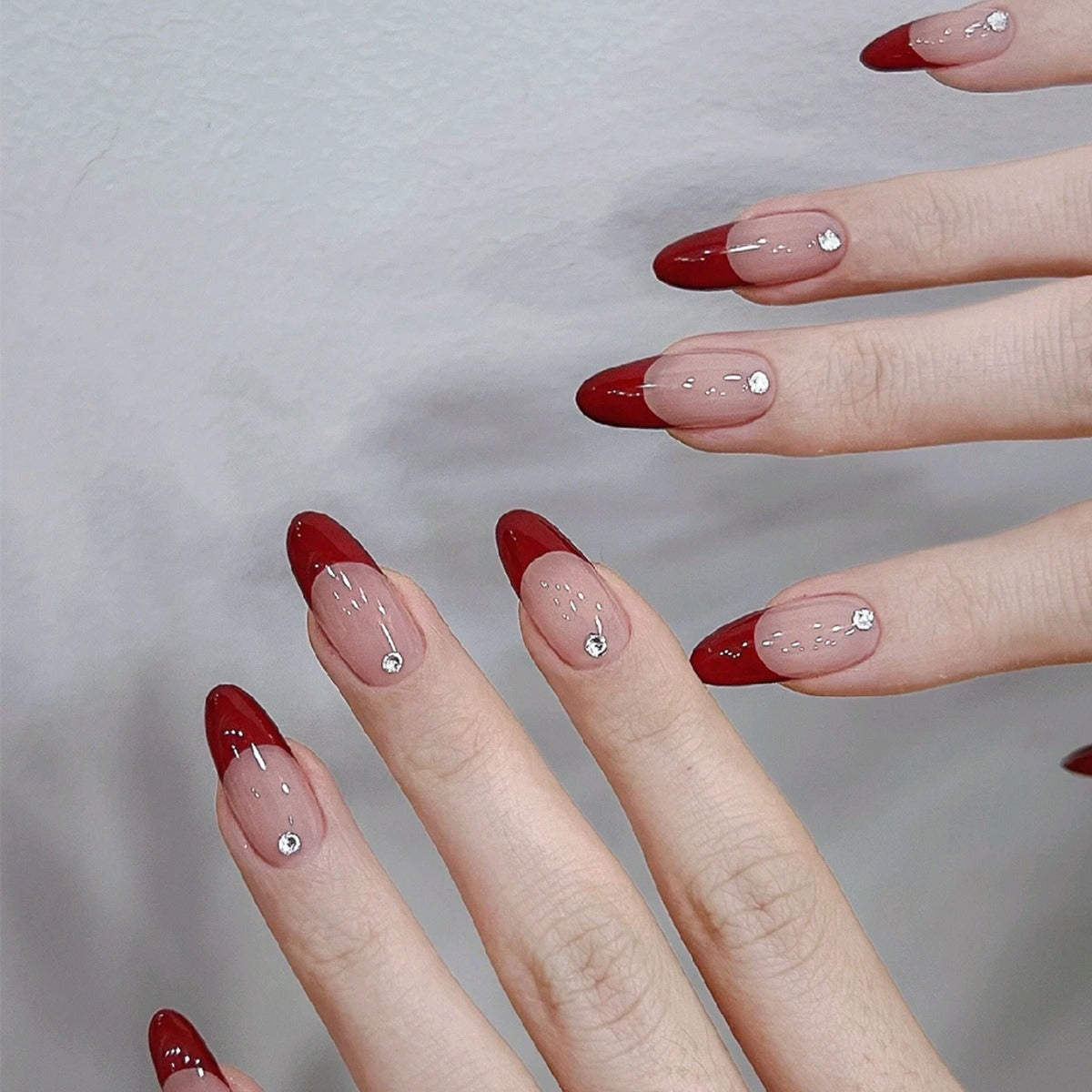 European and American style red French manicure, simple and atmospheric, removable finished wearable nails, fake nail pieces - Korvel