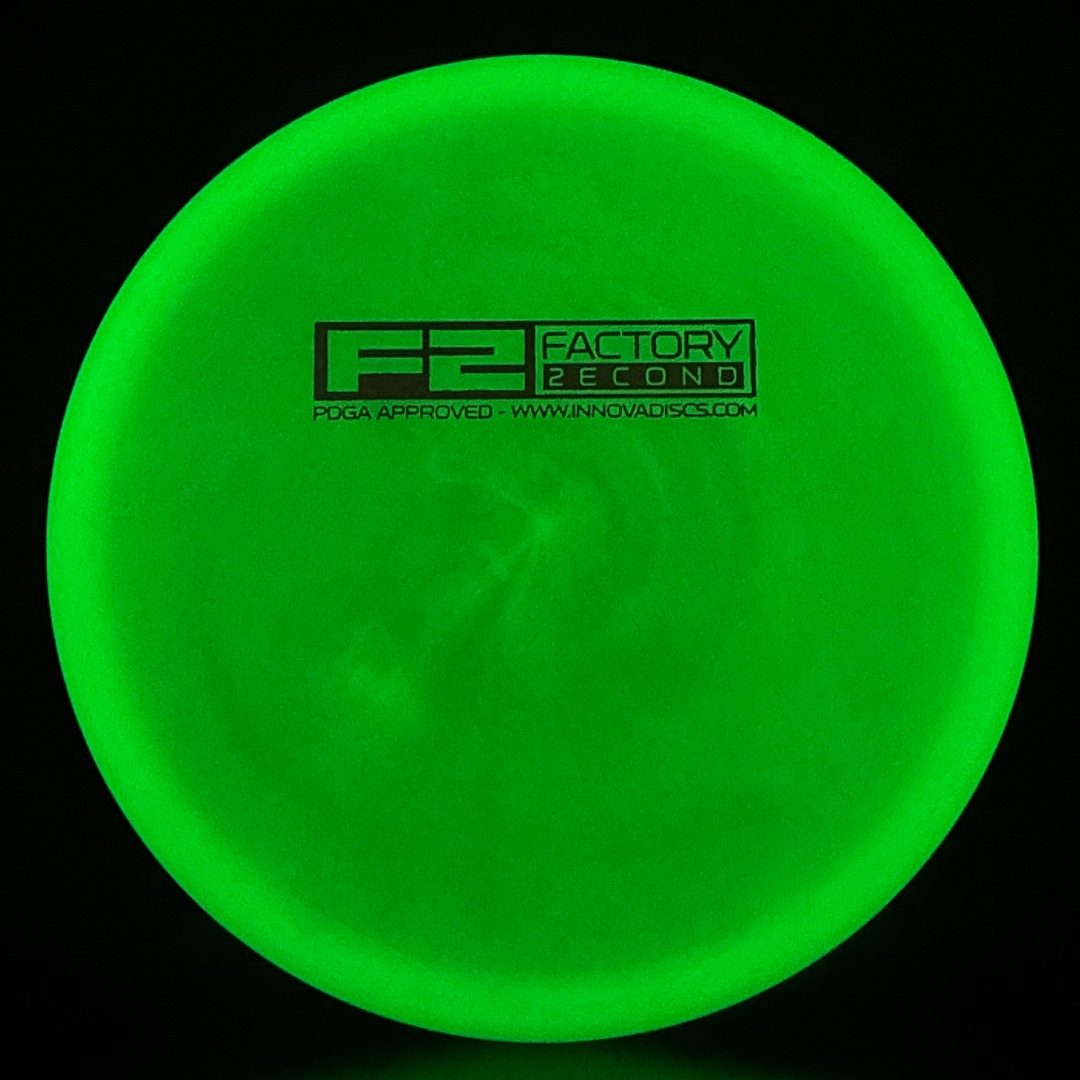 Classic Glow Champion Mako3 - F2 Disque de Disc Golf