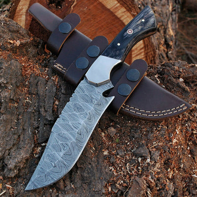 Bespoke Damascus Steel Hunting Knife - Artisan Crafted - Korvel