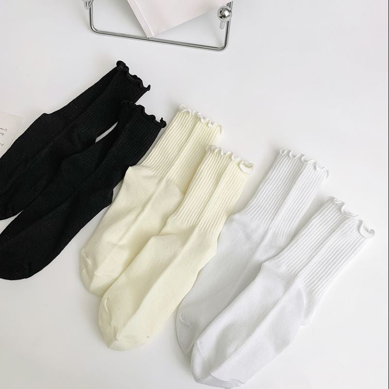 1 pair of ruffled JK socks for women mid-tube spring, autumn and summer solid color Japanese lace pile socks - Korvel
