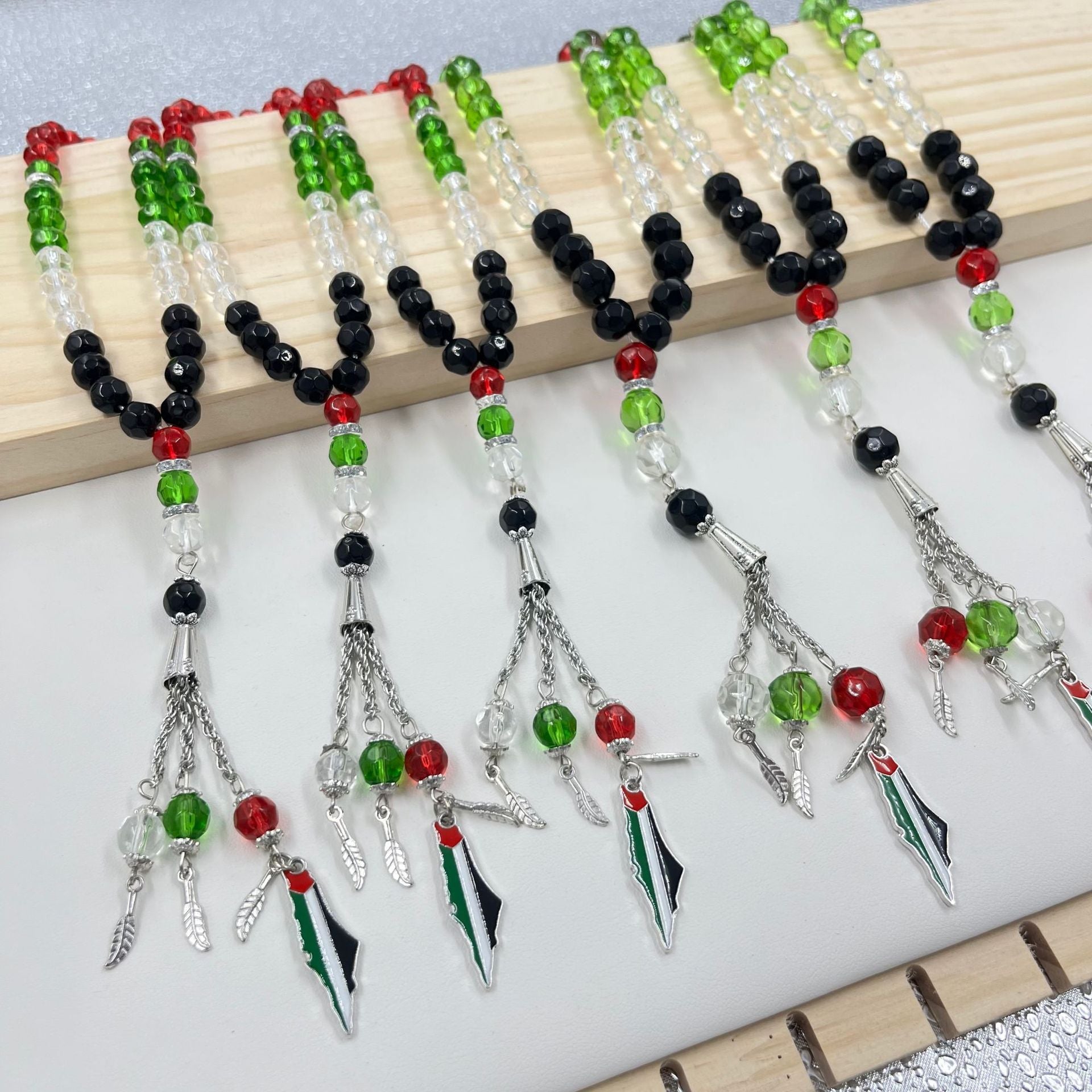 33 prayer beads in Palestinian flag colored crystal glass - Korvel