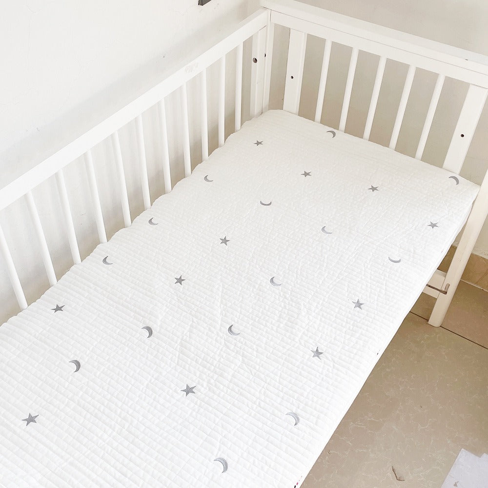 Baby fitted sheet pure cotton plus cotton sheets ins Japanese and Korean style quilted embroidered newborn sheets autumn and winter children's mattress - Korvel