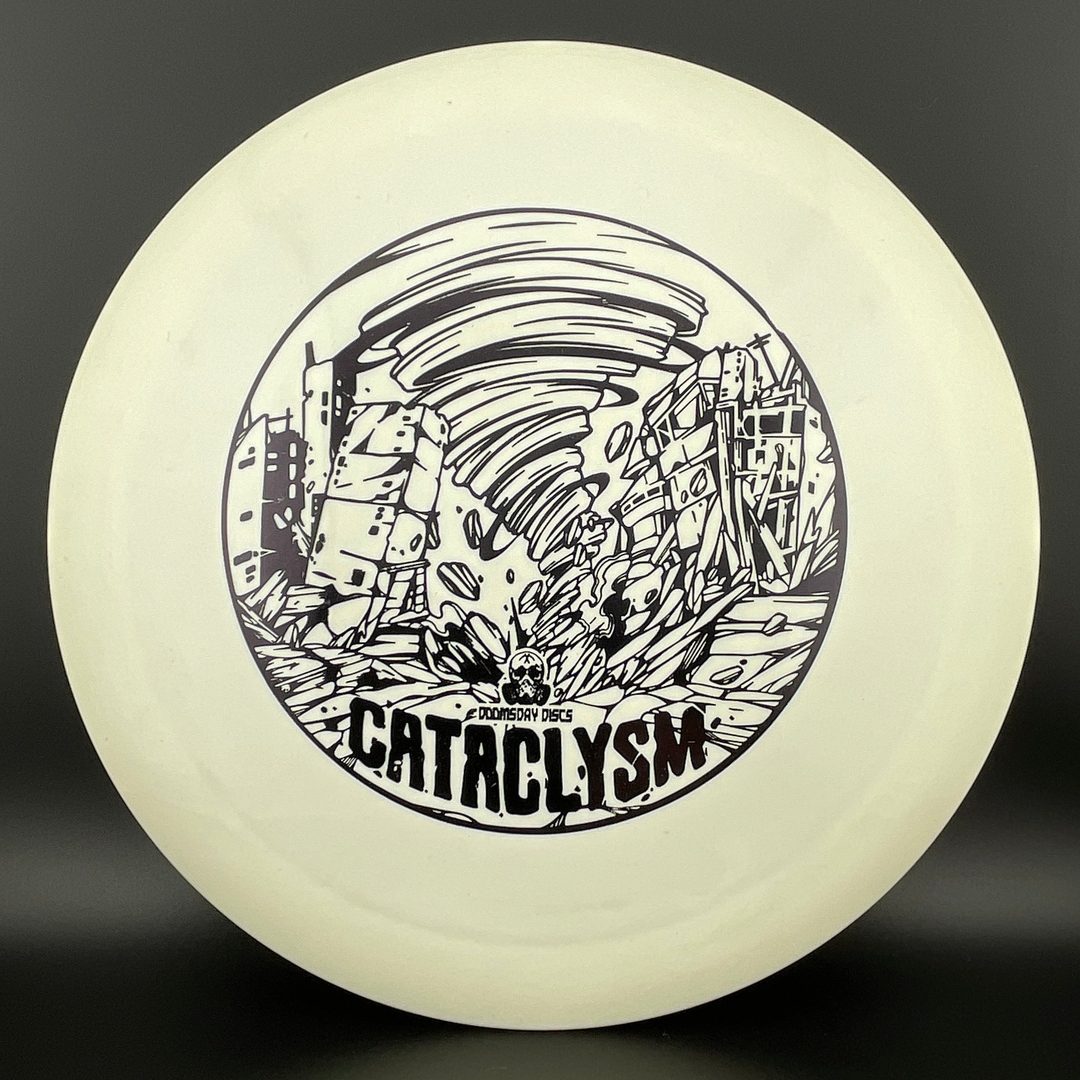 Doomsday Discs Survival Cataclysm - Usado por Drew Gibson