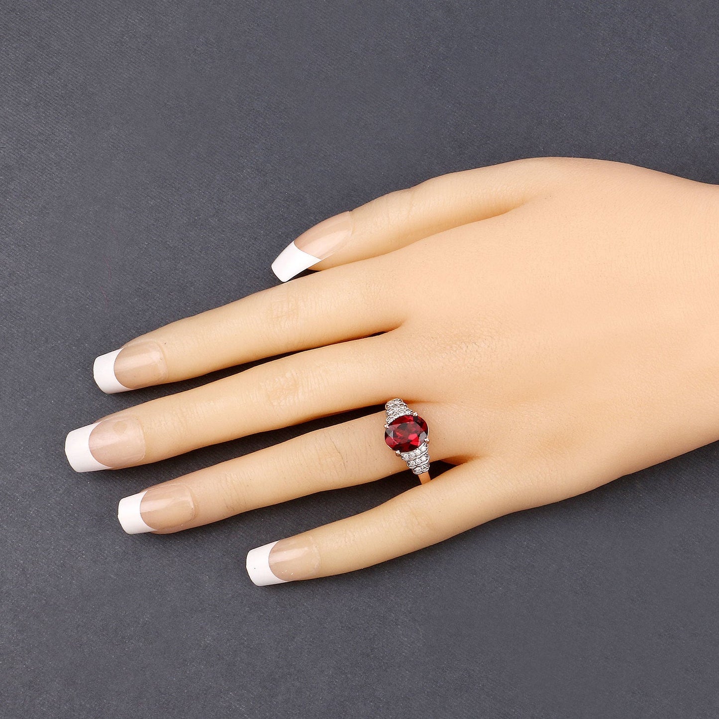 Bague de fiançailles en rhodolite de 2,87 carats et diamant en or rose 14K