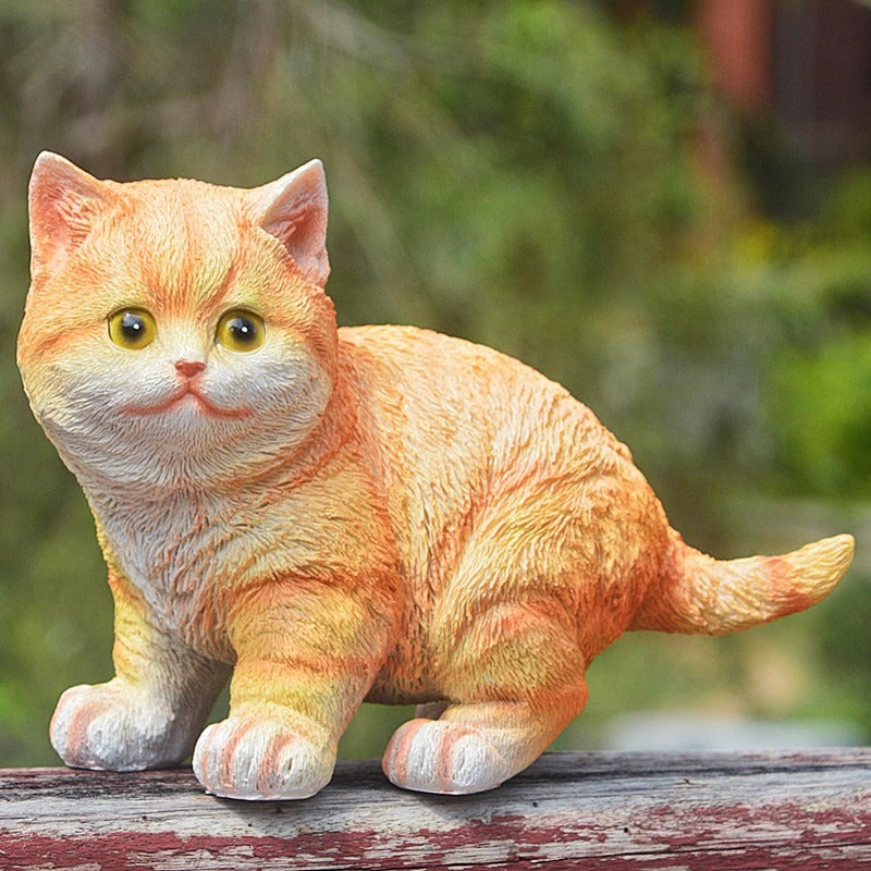 Charming Outdoor Cat Ornament in Resin