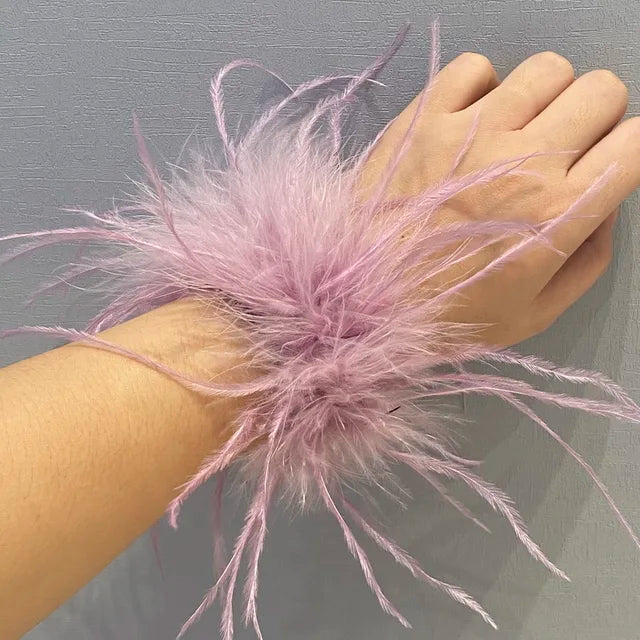 Real Ostrich feather cuff plumes bracelet for women white Cuffs pens Shirt with feathers girls fur cuffs ornament boa plume - Korvel