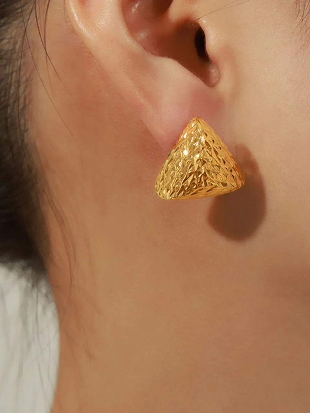Boucles d'oreilles géométriques plaquées or