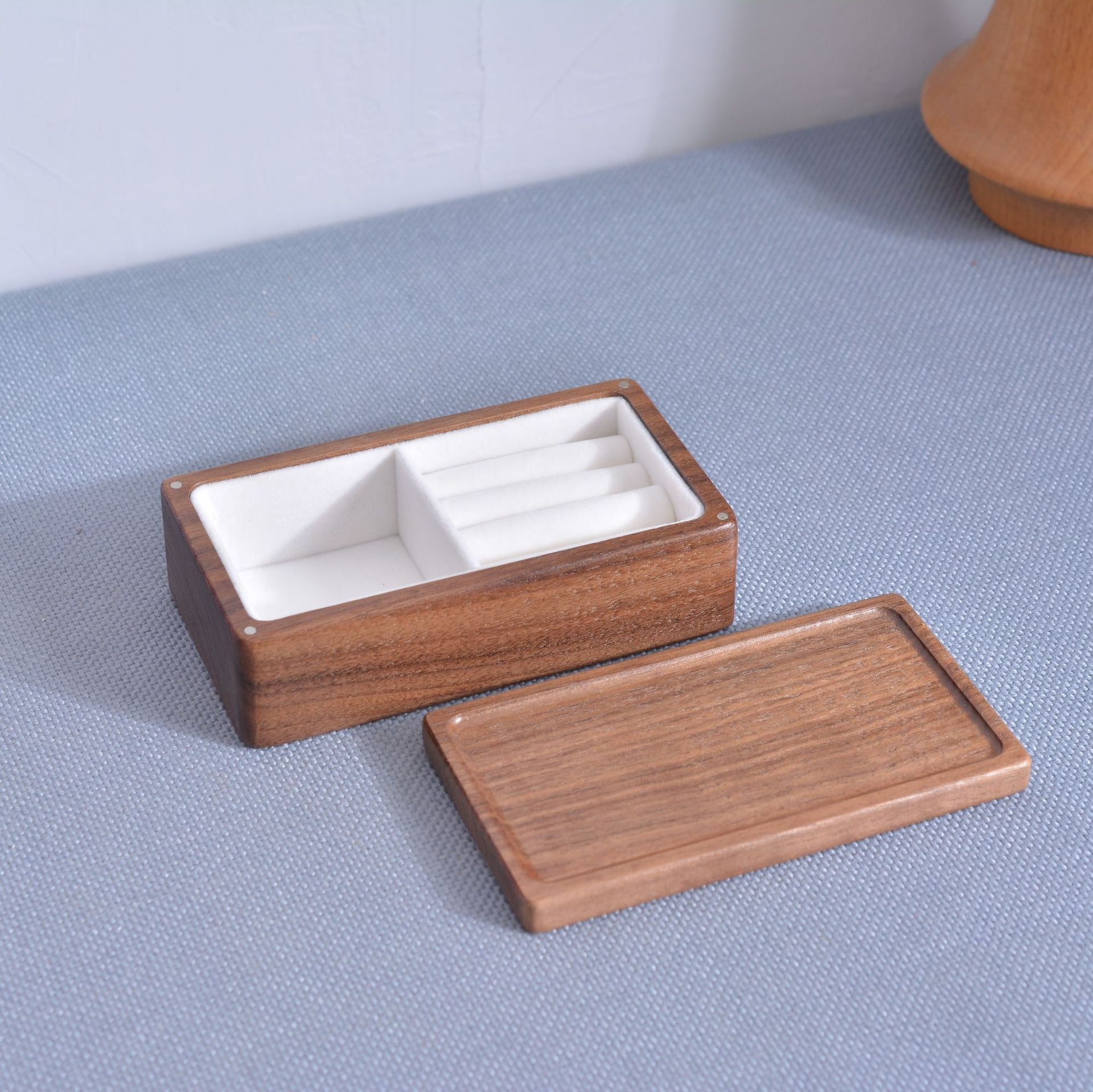 Simple multi grid solid wood jewelry box earrings necklaces rings jewelry storage box wooden jewelry box - Korvel