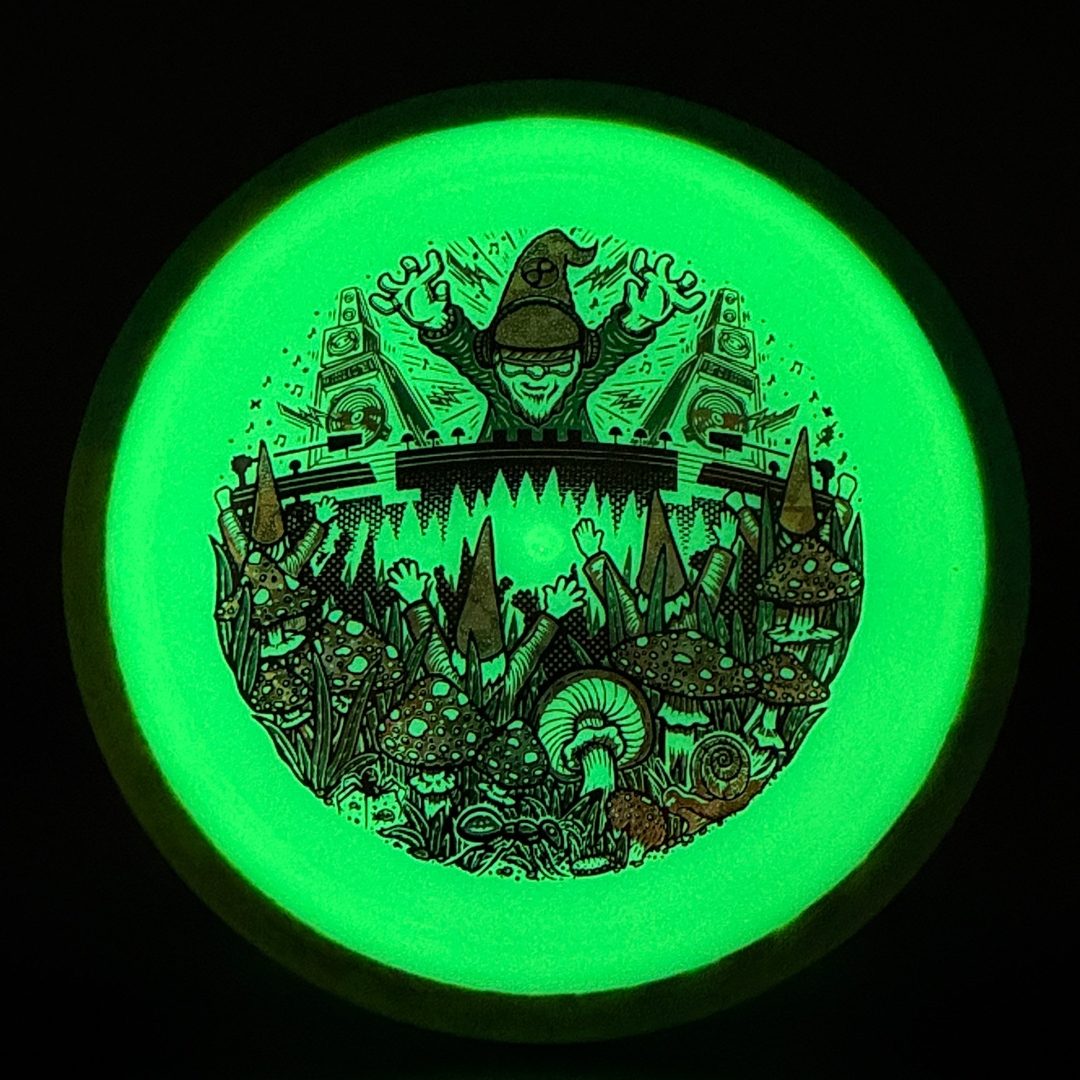 Eclipse Vanish - DJ Gnomeo par Skeet Designs