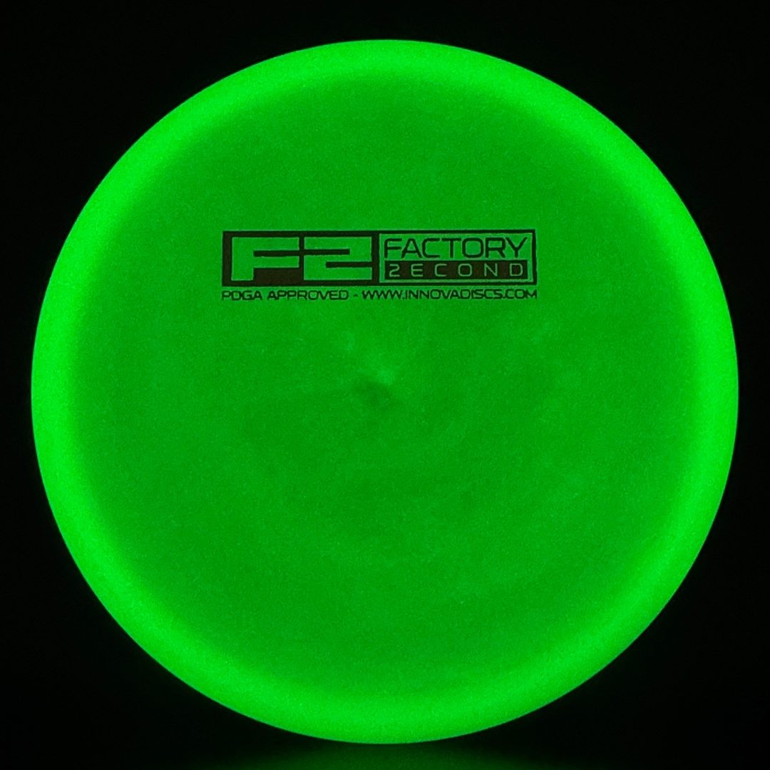 Classic Glow Champion Mako3 - F2 Disque de Disc Golf