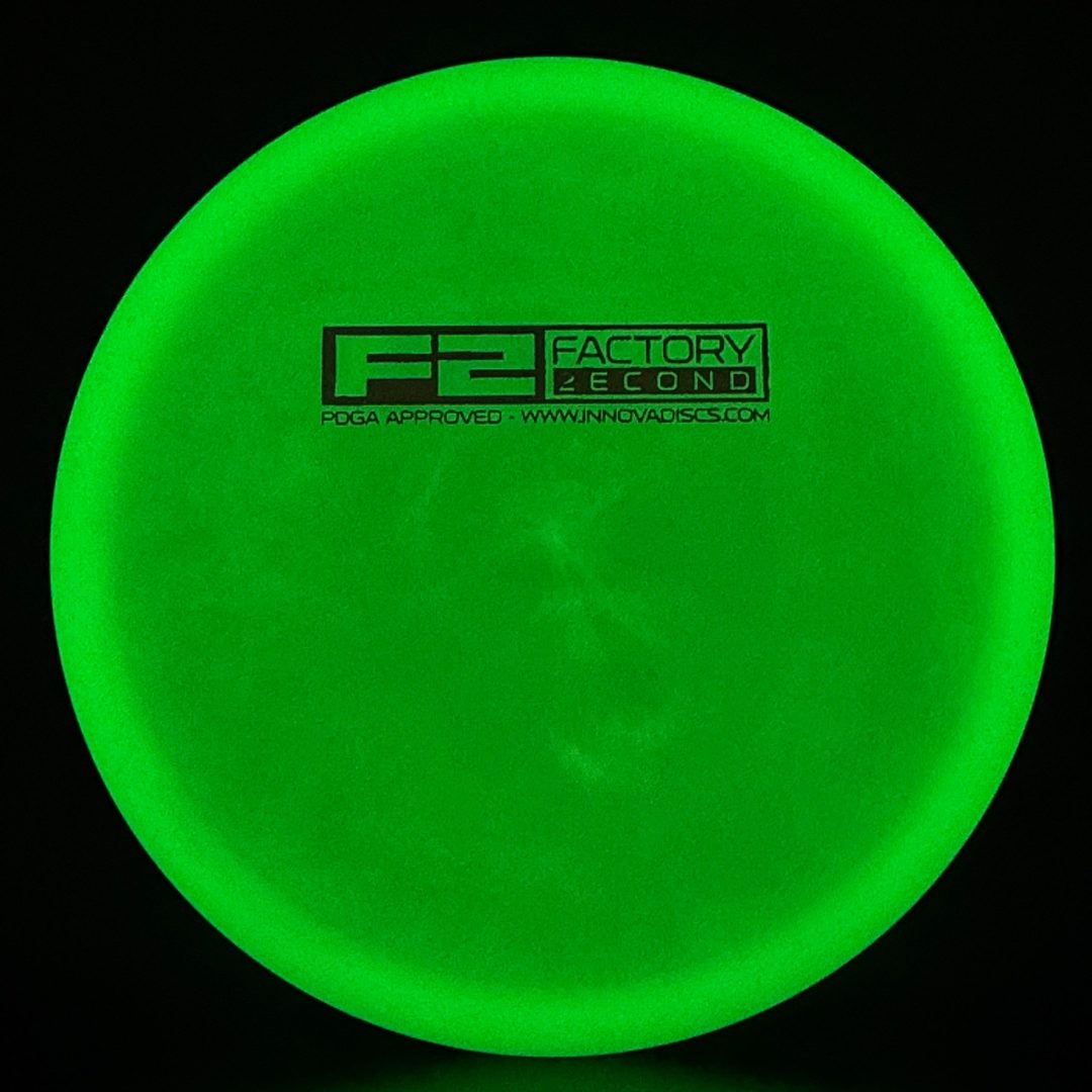 Classic Glow Champion Mako3 - F2 Disque de Disc Golf