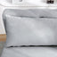 Chaise longue en velours gris avec rangement et coussin