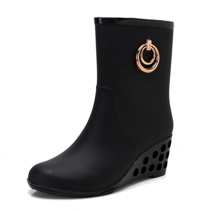 Fashionable Mid-Tube Waterproof Rain Boots for Women