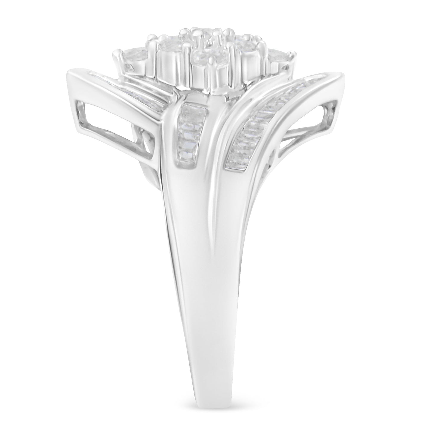 Anillo de Clúster de Diamantes en Oro Blanco de 10K - Talla 7
