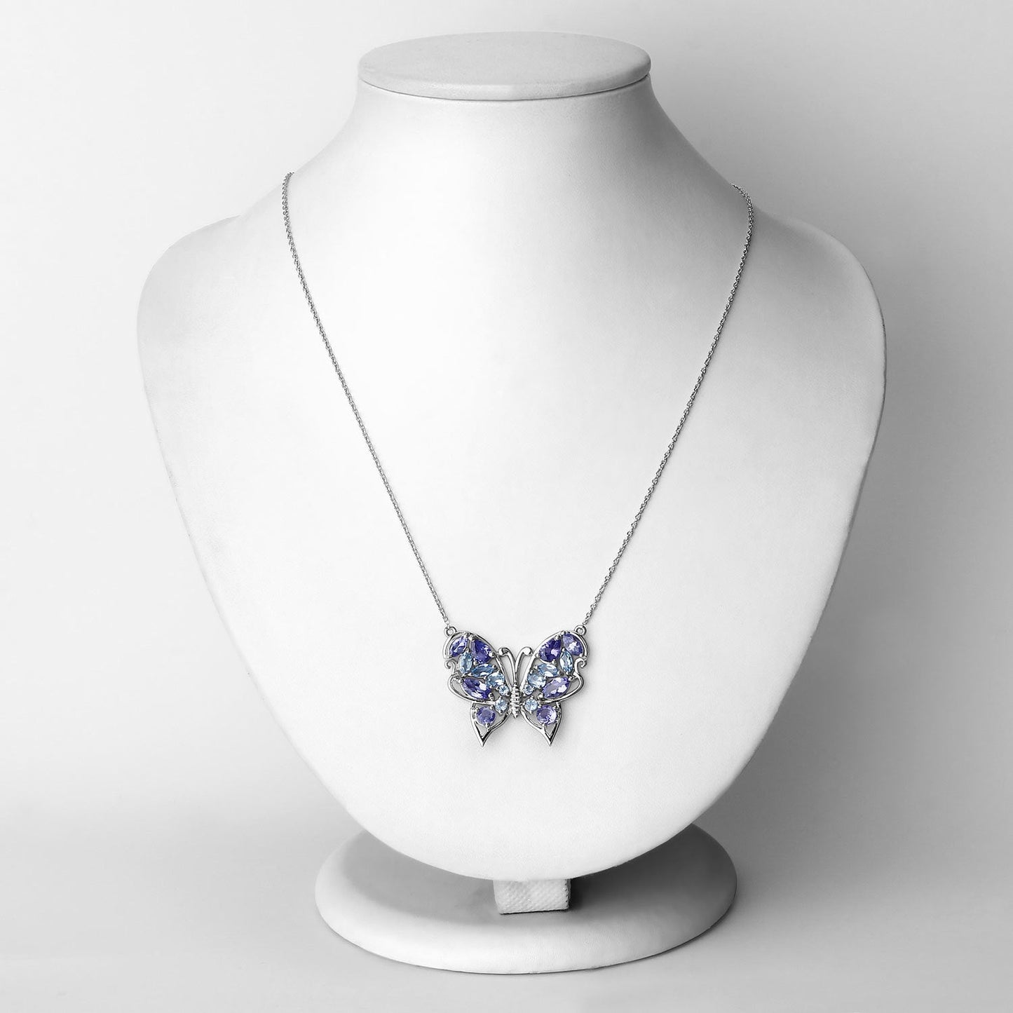 Collar de Tanzanita Genuina de 3.60 Quilates y Topacio Azul Suizo