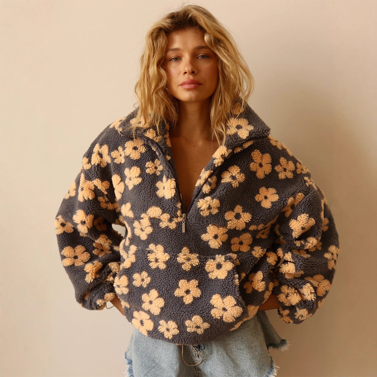 Winter Flowers Lambskin Sweatshirt with Big Pocket
