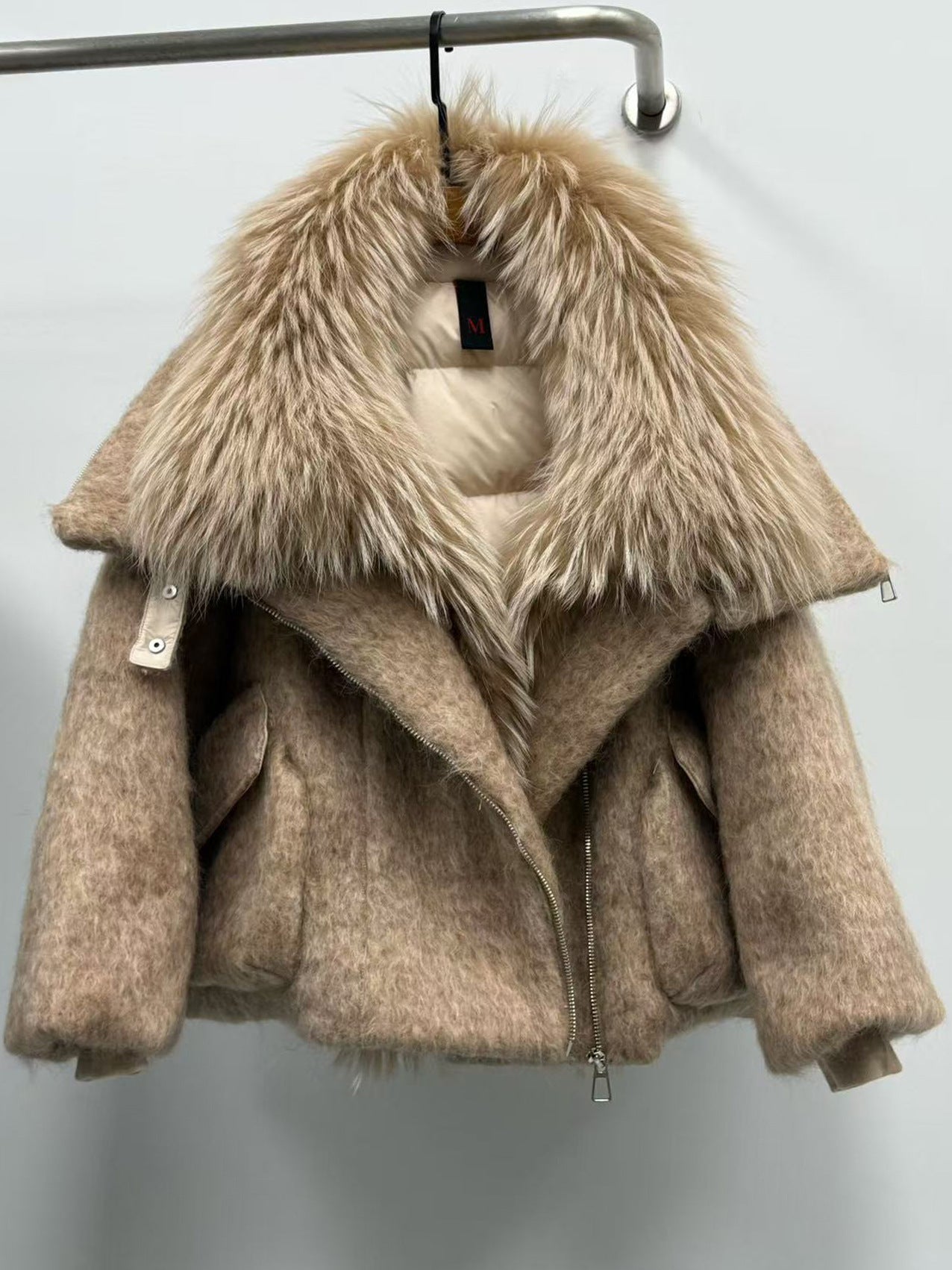 Women's Luxurious Down Jacket with Cashmere Fur Collar