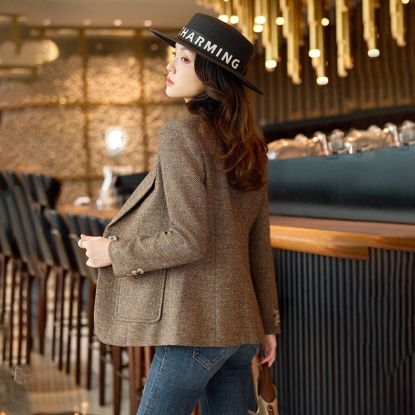 Sophisticated Wool Sport Jacket for Spring and Autumn