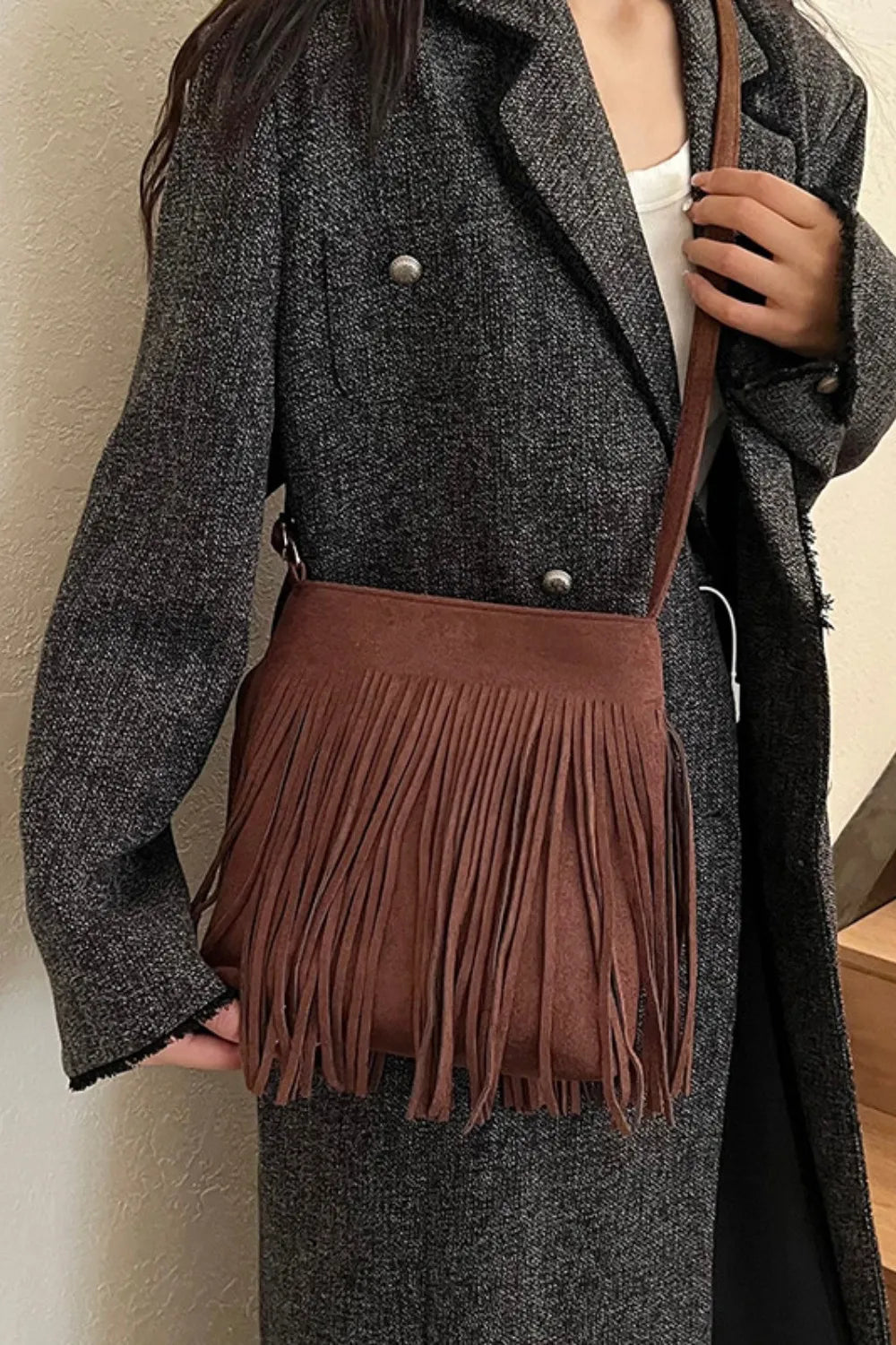 Suede Fringe Shoulder Bag - Stylish & Versatile