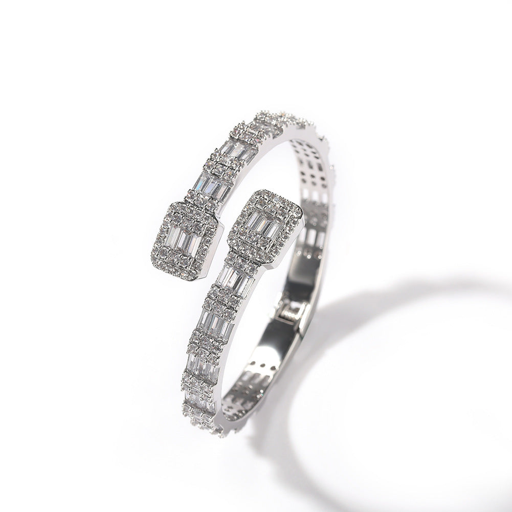 Fashionable Opening Bracelet Ins Style Diamond Set Interwoven Two Color Bracelet Personalized Hip Hop Men's Handpiece - Korvel