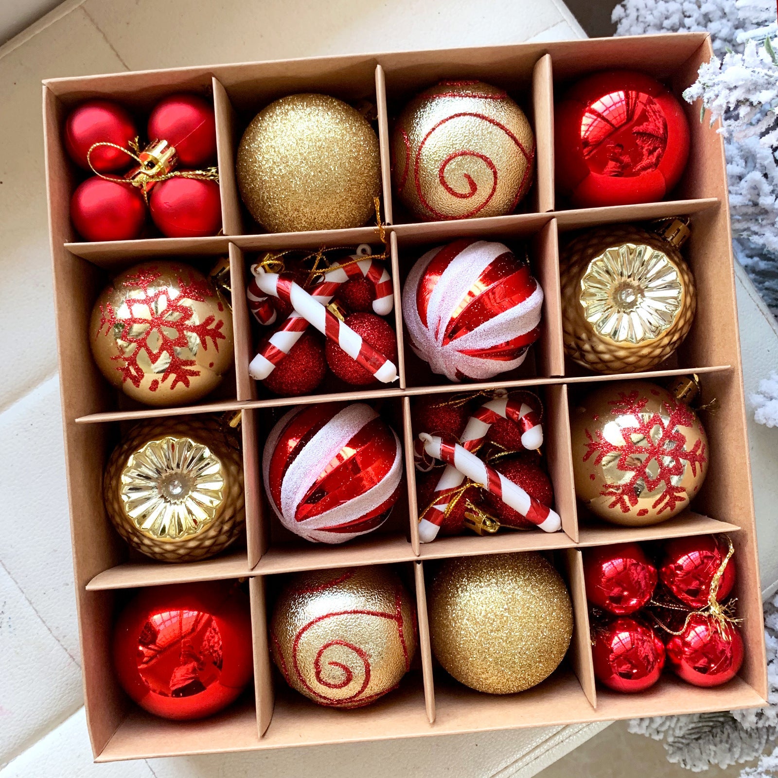 Christmas decoration 6cm electroplated ball plastic ball special-shaped painted Christmas ball gift Christmas tree pendant - Korvel