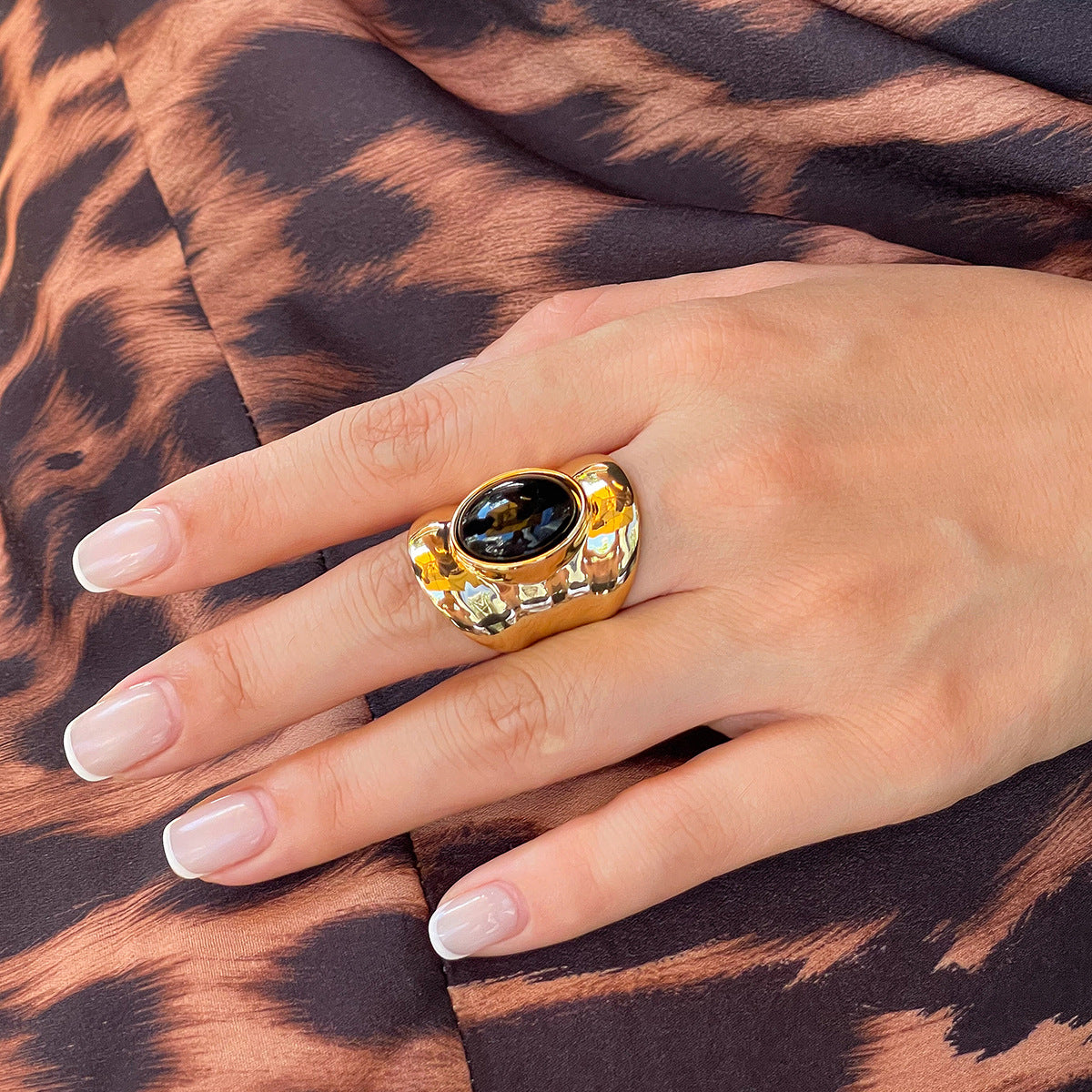 Retro Irregular Inlaid Gemstone Ring Geometric Acrylic Versatile Ring Set - Korvel
