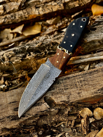 8" Handcrafted Damascus Steel Skinning Knife with Buffalo Horn & Rosewood Handle, Leather Sheath - Korvel
