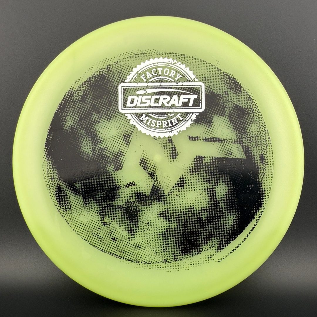 Mega Glo Luna - Moon Misprints par Paul McBeth