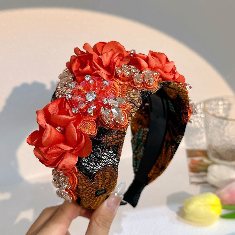 Bandeau en Fleurs en Tissu Fait Main et Diamant d'Eau Élégant