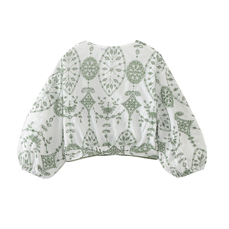 Fashionable Casual Loose Embroidered Top and Shorts Set