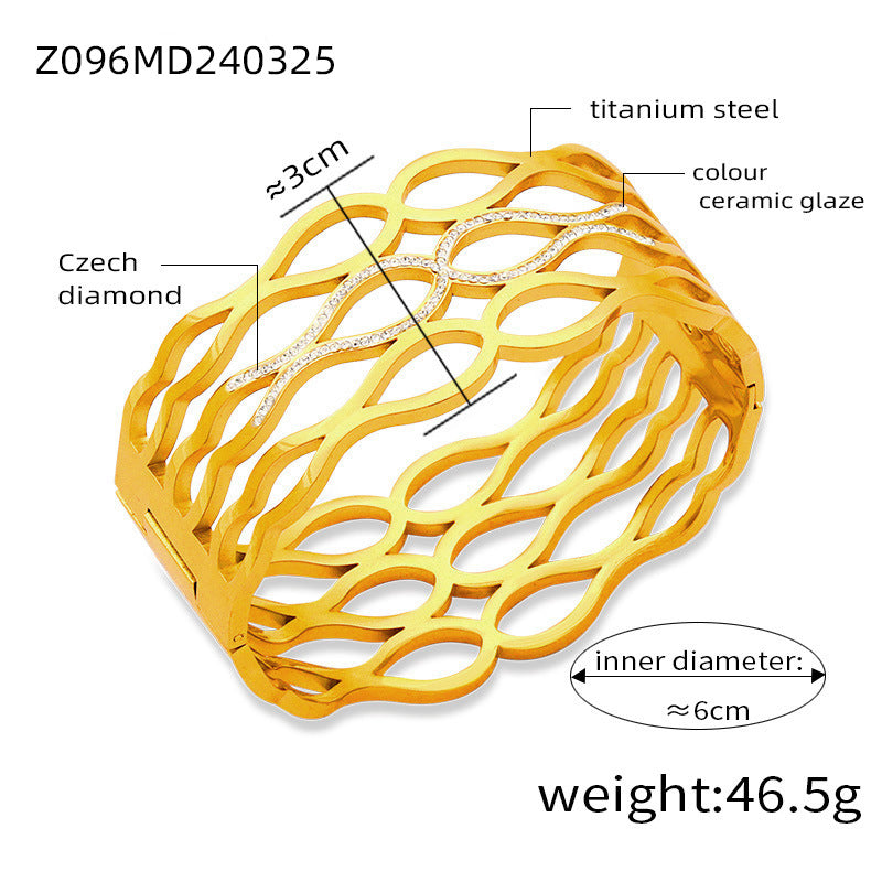 Fashion metal titanium steel bracelet with female geometric design and diamond studded spring buckle bracelet - Korvel