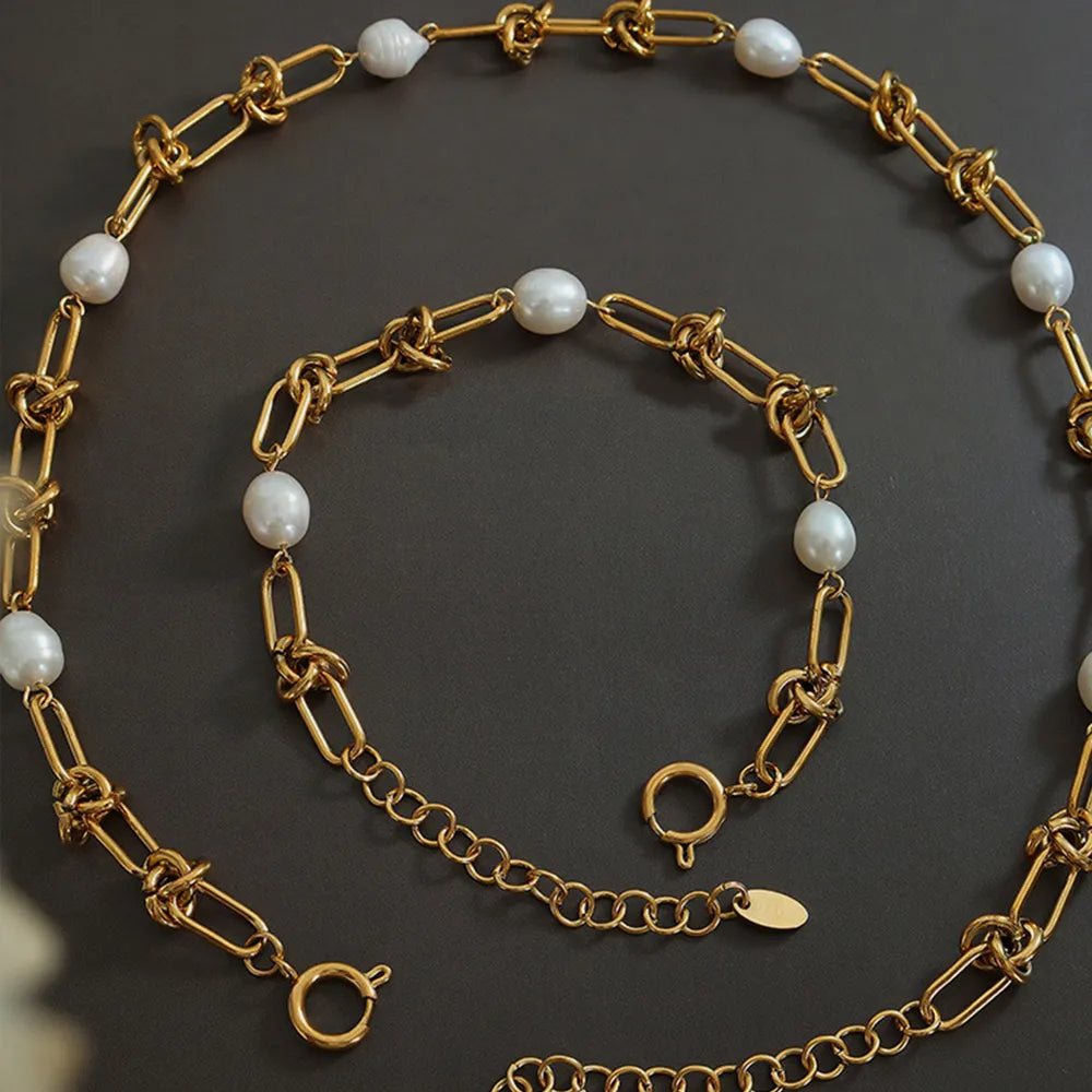 Elegant Freshwater Pearl Titanium Steel Necklace