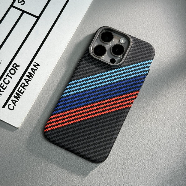 Funda Dura Magnética de Patrón Kevlar Premium para iPhone 15 ProMax