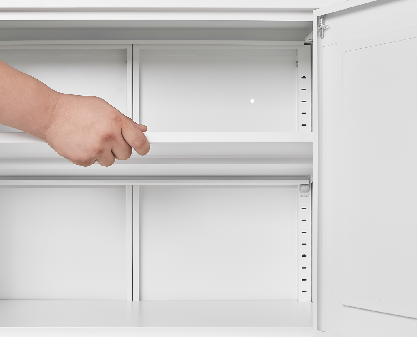Elegante gabinete de almacenamiento de metal blanco para cocina