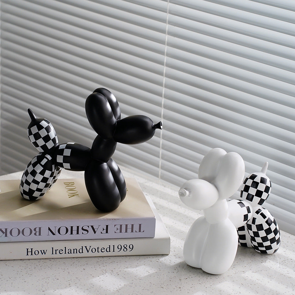 New black and white plaid balloon dog ornaments creative TV cabinet wine cabinet living room porch resin crafts - Korvel