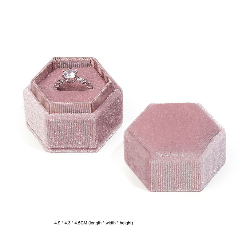 Boîte à bijoux en velours hexagonale élégante