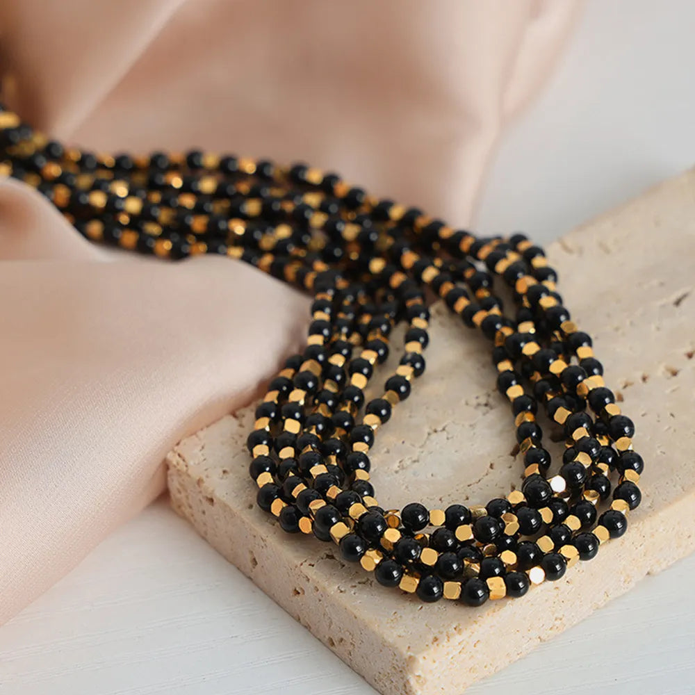 Collar de cuentas de ágata negra chapado en oro hecho a mano para mujeres