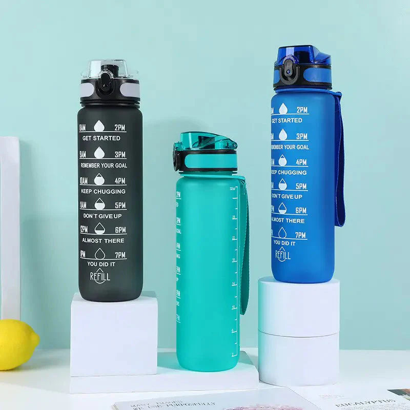 Gobelets en plastique réutilisables portables et écologiques