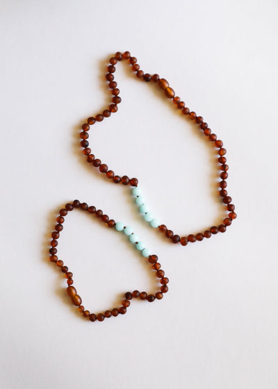 Conjunto de Collar de Ámbar Báltico Cognac Crudo y Amazonita